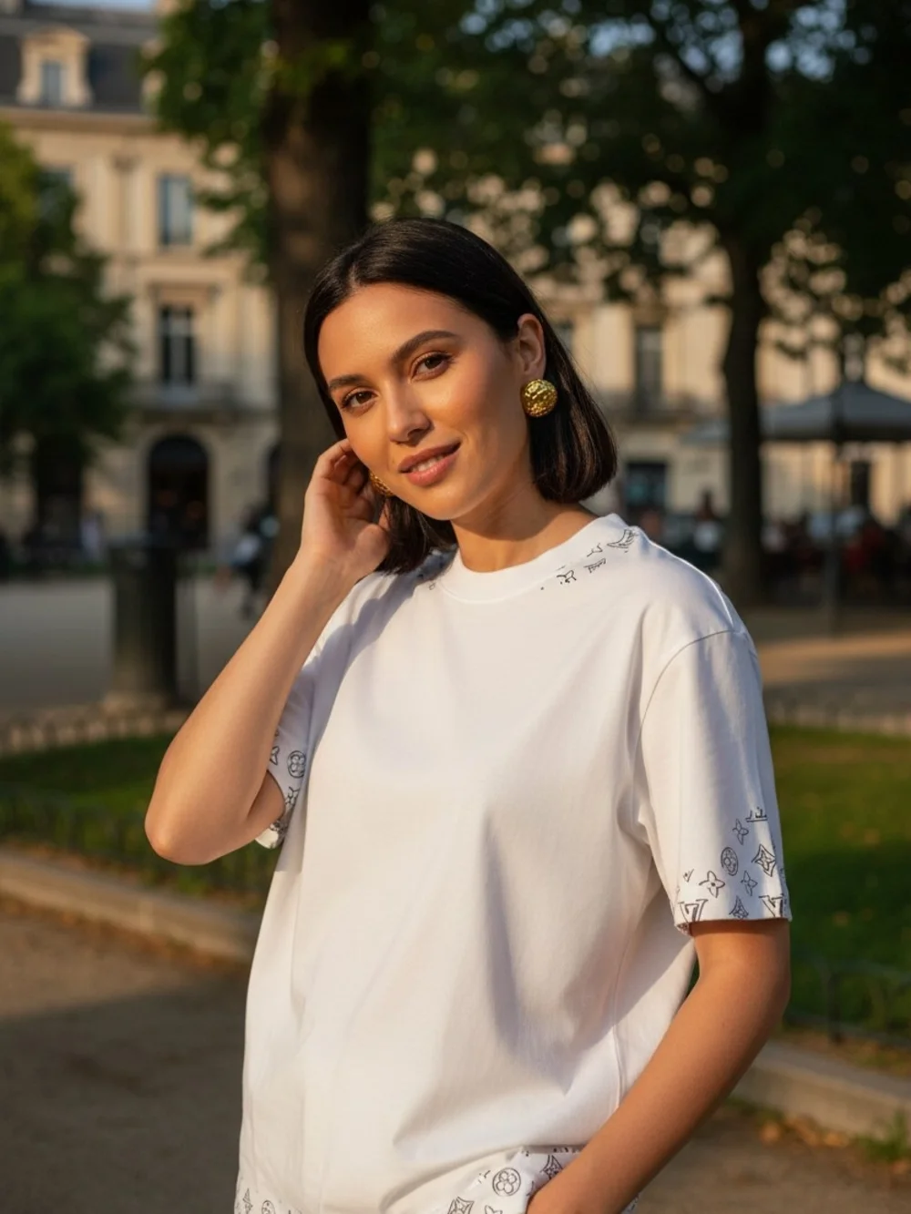 Premium White Short-Sleeve Graphic-Trim Tee - Picture 2 of 2